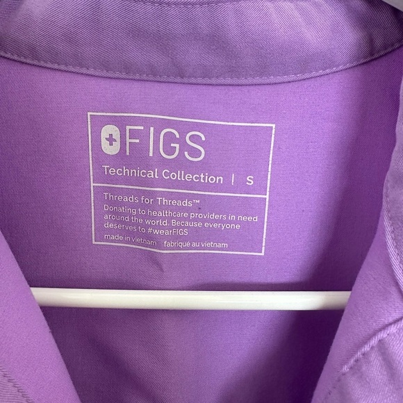 Figs Technical Collection Scrub Top - Picture 2 of 5
